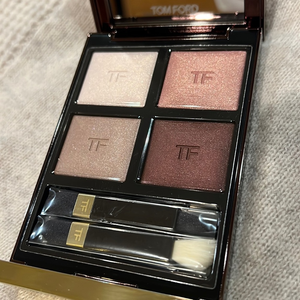 Tom Ford Virgin Orchid eyeshadow quad